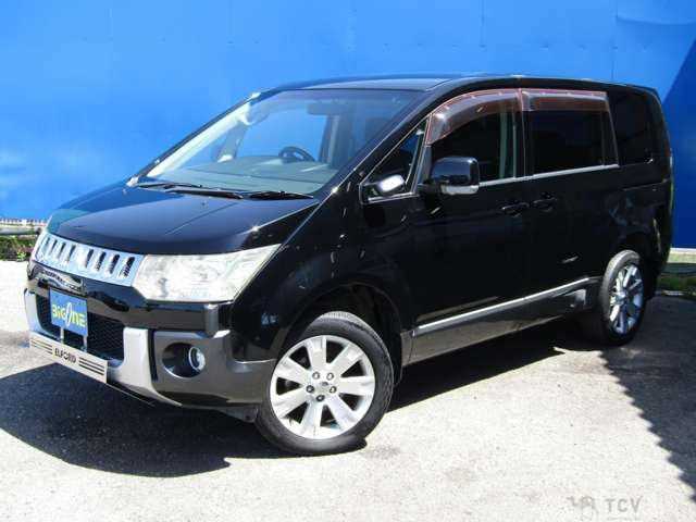 2009 Mitsubishi Delica D5