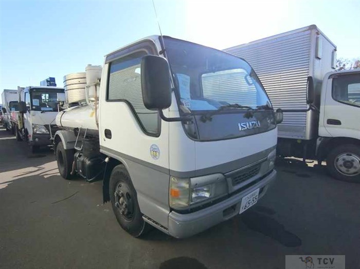 2004 Isuzu Elf