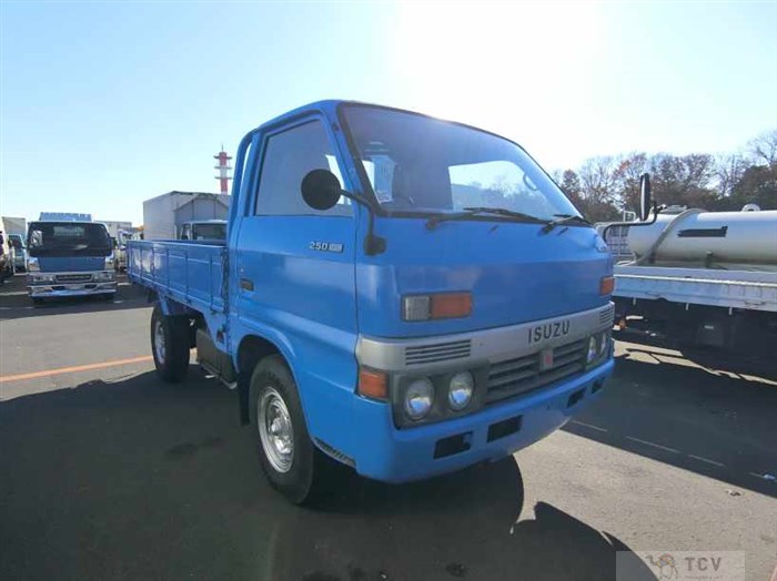 1983 Isuzu Elf