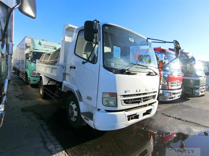 2007 Mitsubishi Fighter