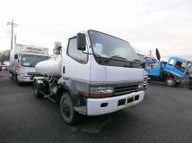 2000 Mitsubishi Fighter Mignon