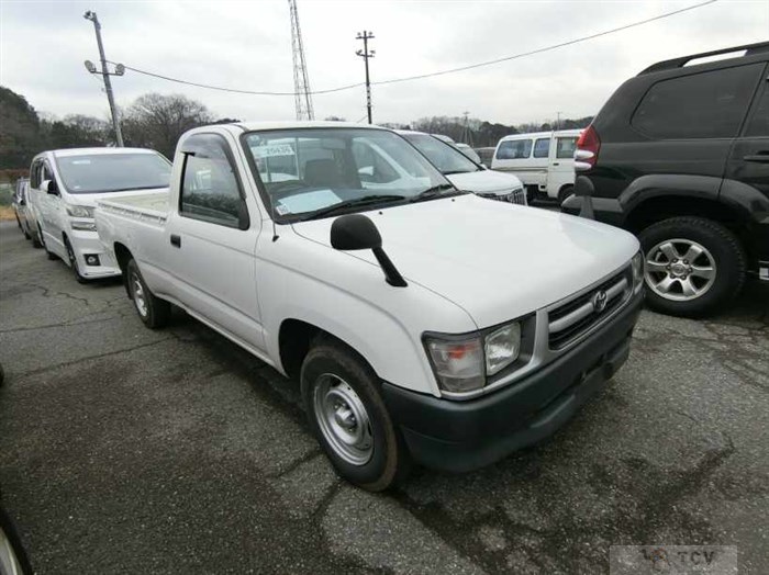 2004 Toyota Hilux