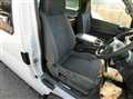 2005 Nissan Caravan Bus