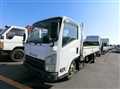 2009 Isuzu Elf