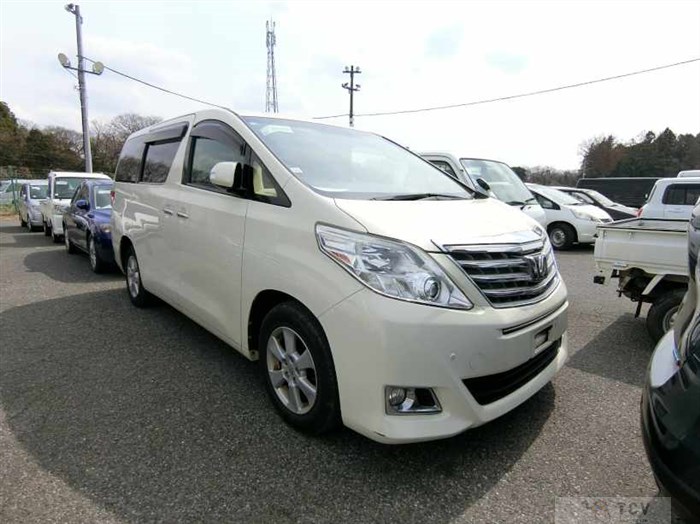 2014 Toyota Alphard