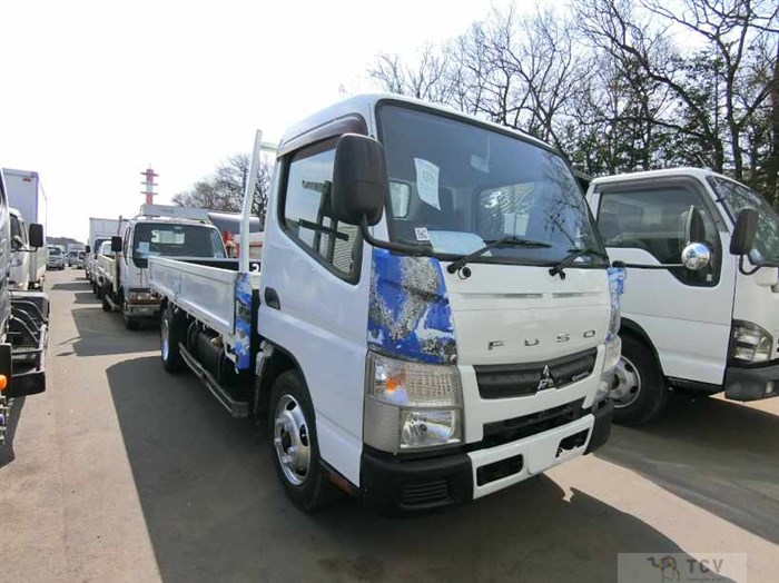 2015 Mitsubishi Canter