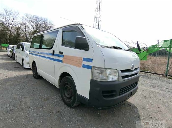 2009 Toyota Hiace Van