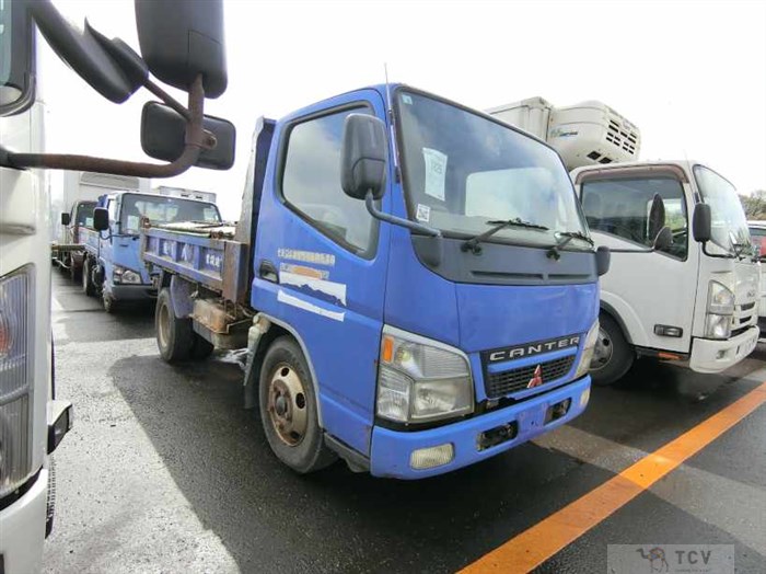 2004 Mitsubishi Canter