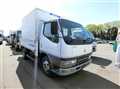 2002 Mitsubishi Canter