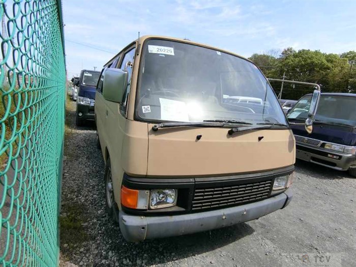 1994 Nissan Caravan Van