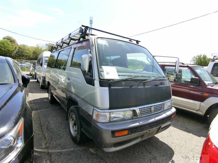 1999 Nissan Caravan Van
