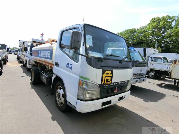 2004 Mitsubishi Canter