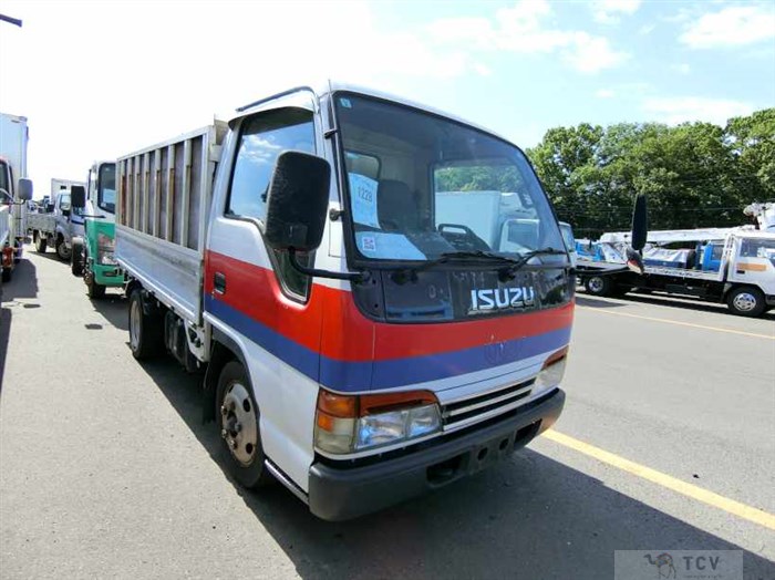 2002 Isuzu Elf