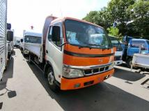 2006 Hino Dutro