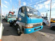 2000 Mitsubishi Fighter Mignon