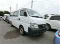 2005 Nissan Caravan Bus