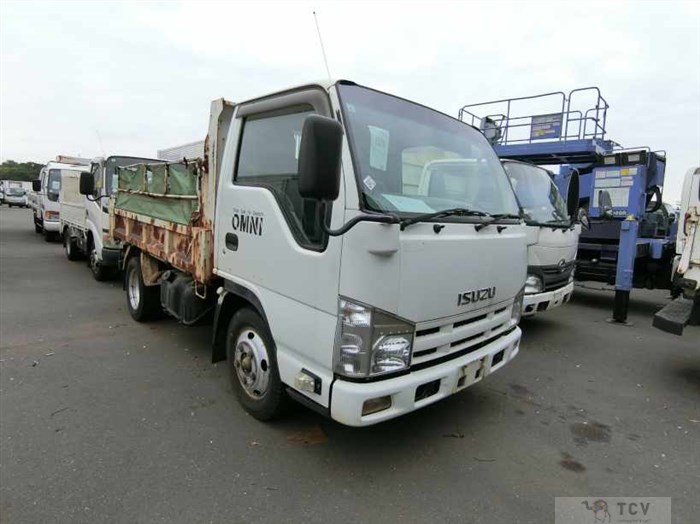 2011 Isuzu Elf