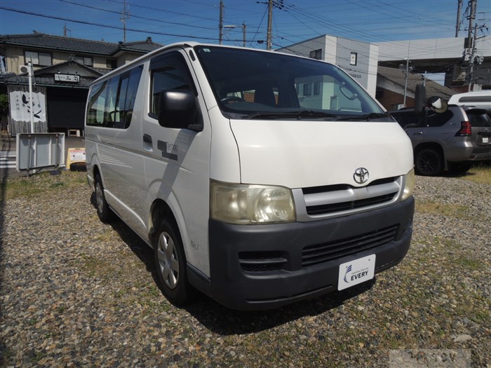 2006 Toyota Hiace Van