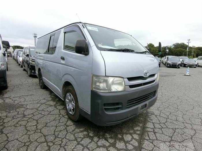 2010 Toyota Hiace Van