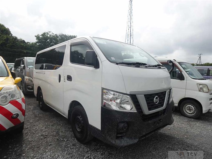 2020 Nissan NV350 Caravan