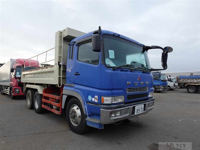 2003 Mitsubishi Super Great