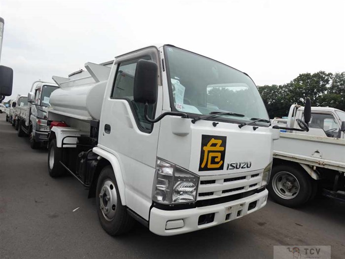 2008 Isuzu Elf