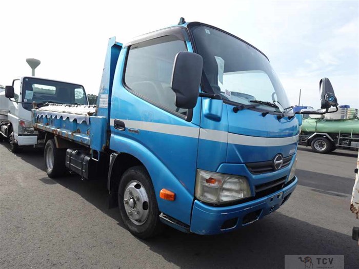 2012 Hino Dutro