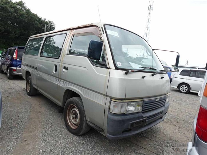 1998 Nissan Caravan Van