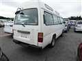 2000 Nissan Caravan Van