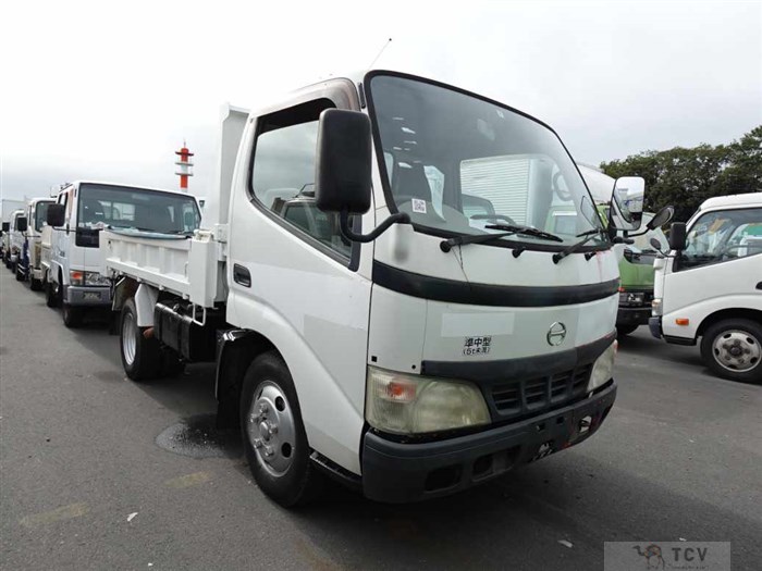 2005 Hino Dutro
