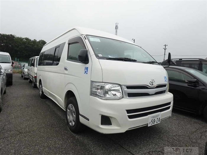 2013 Toyota Hiace Commuter