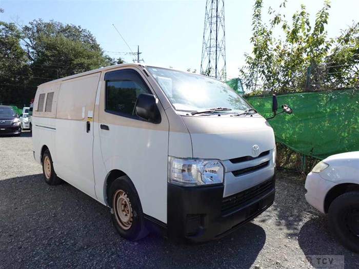 2015 Toyota Hiace Van