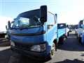 2004 Hino Dutro