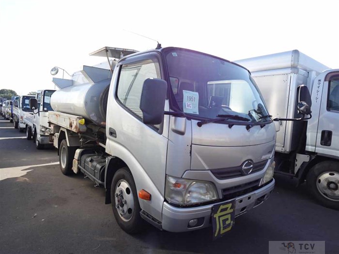2012 Hino Dutro