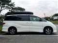 2005 Toyota Estima L