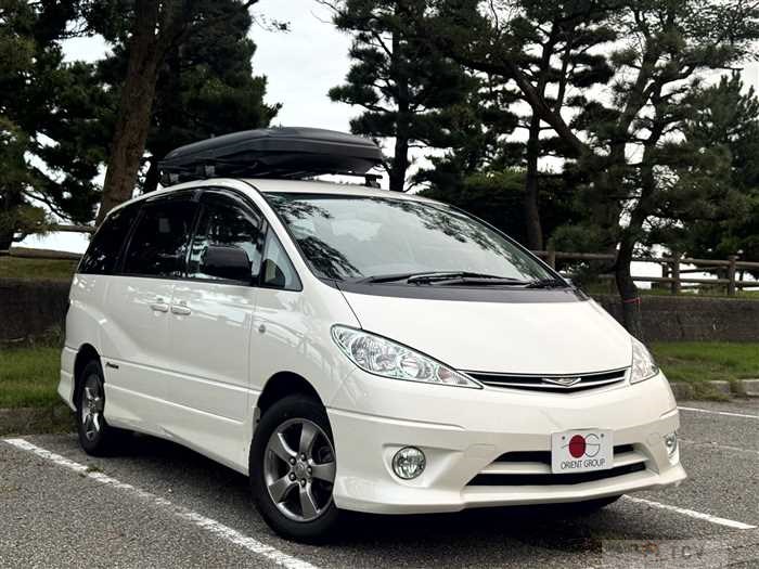 2005 Toyota Estima L