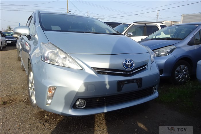 2011 Toyota PRIUS α