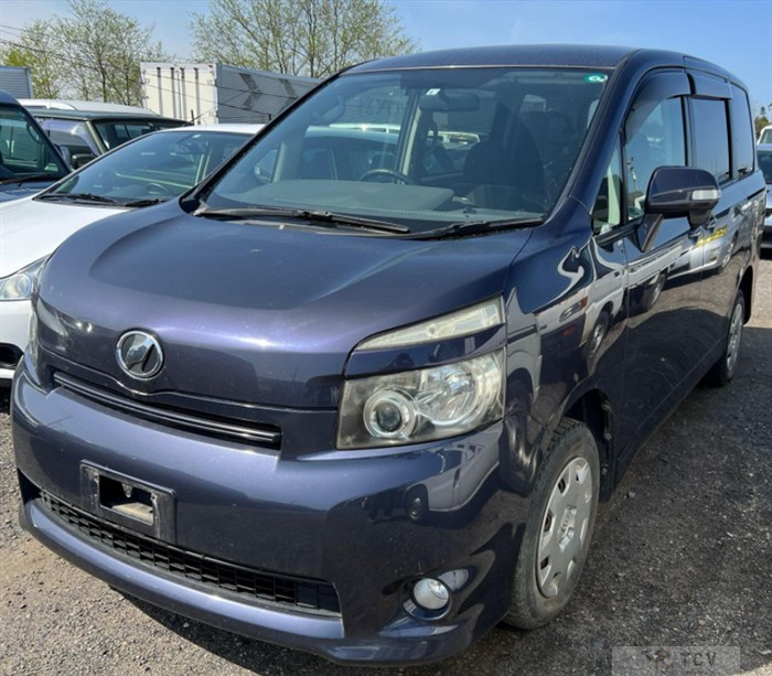 2009 Toyota Voxy