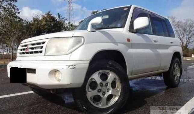 2000 Mitsubishi Pajero iO