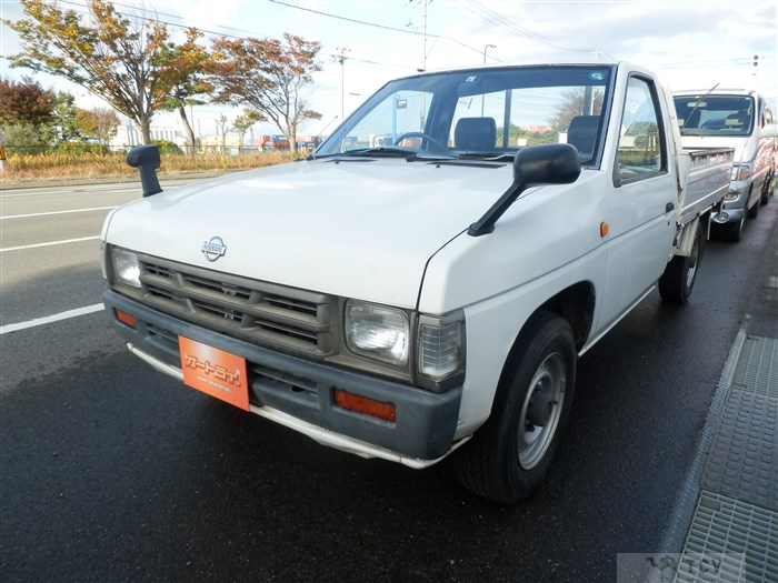 1995 Nissan Dutsun Truck