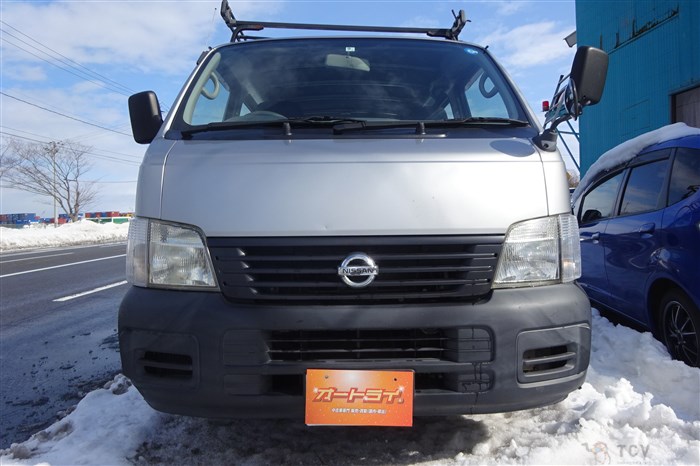2004 Nissan Caravan