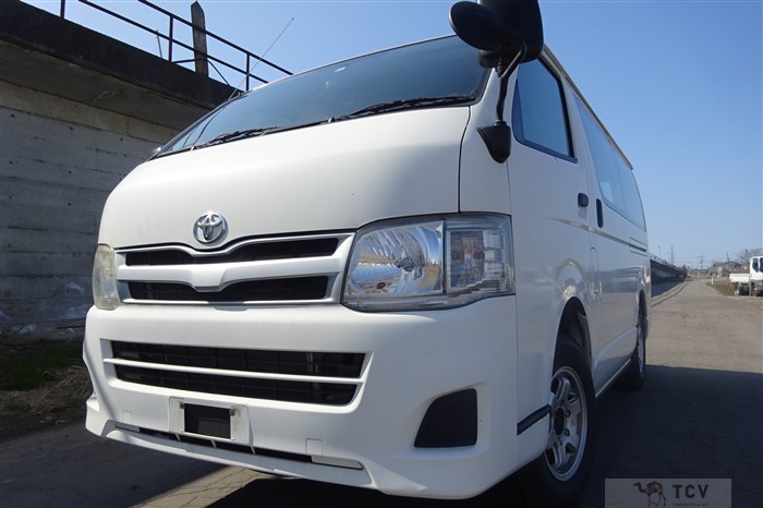 2011 Toyota Hiace Van
