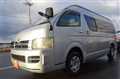 2005 Toyota Hiace Commuter