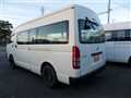 2010 Toyota Hiace Commuter