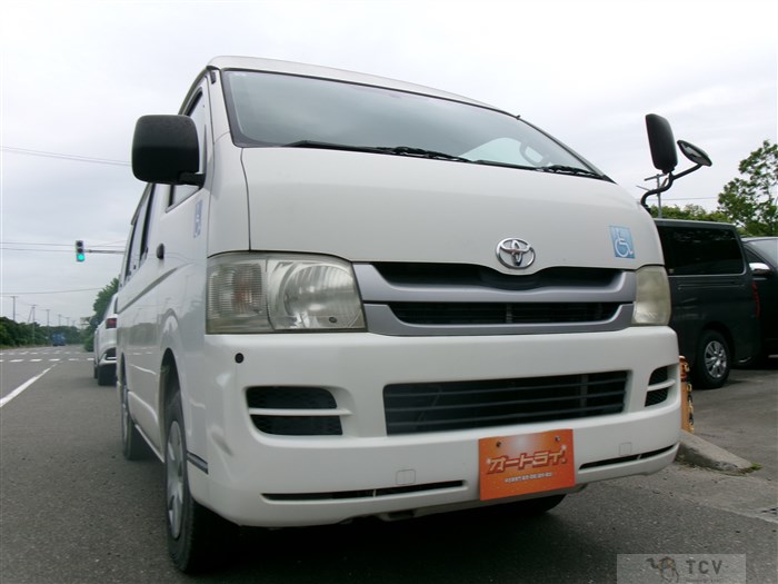 2010 Toyota Hiace Van