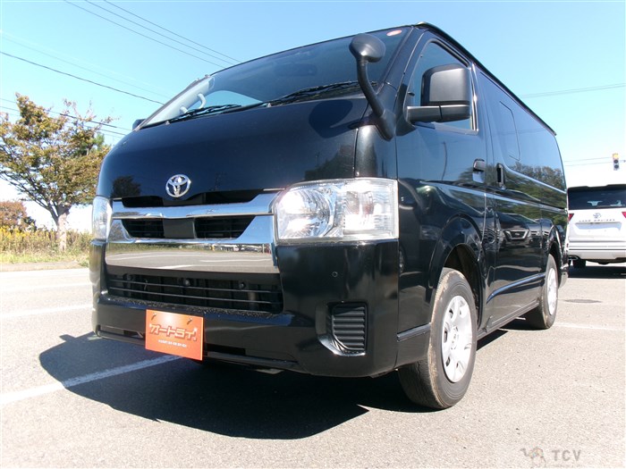 2022 Toyota Hiace Van