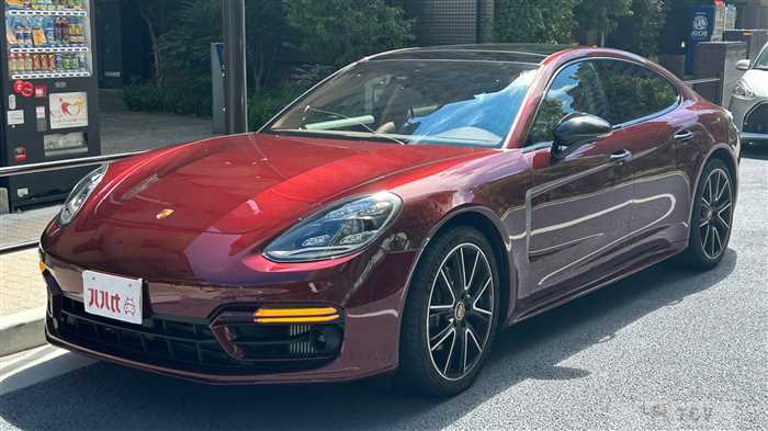 2022 Porsche Panamera