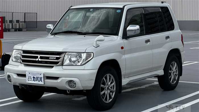 2001 Mitsubishi Pajero iO
