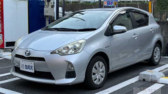 2012 Toyota AQUA