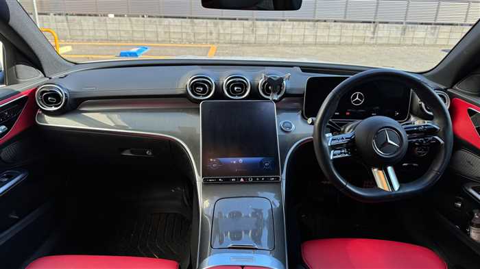 Mercedes-Benz C-Class C180 AMG 2023 — миниатюра 6